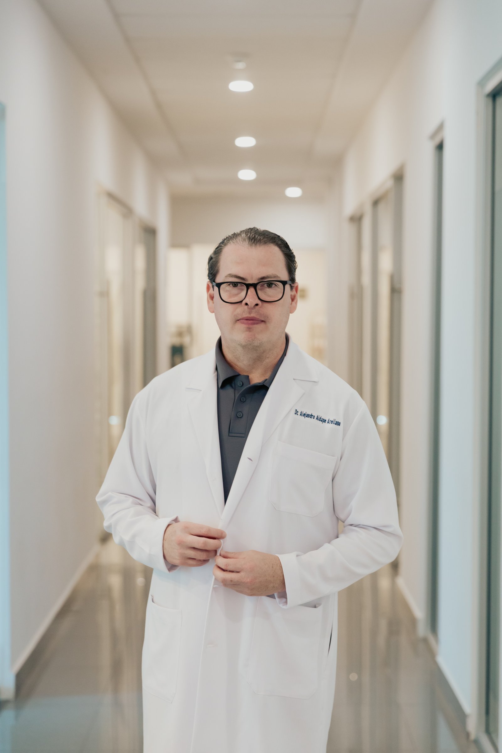 Dr. Alex Aldape, fertility specialist offering one-on-one Conceive Life consultations